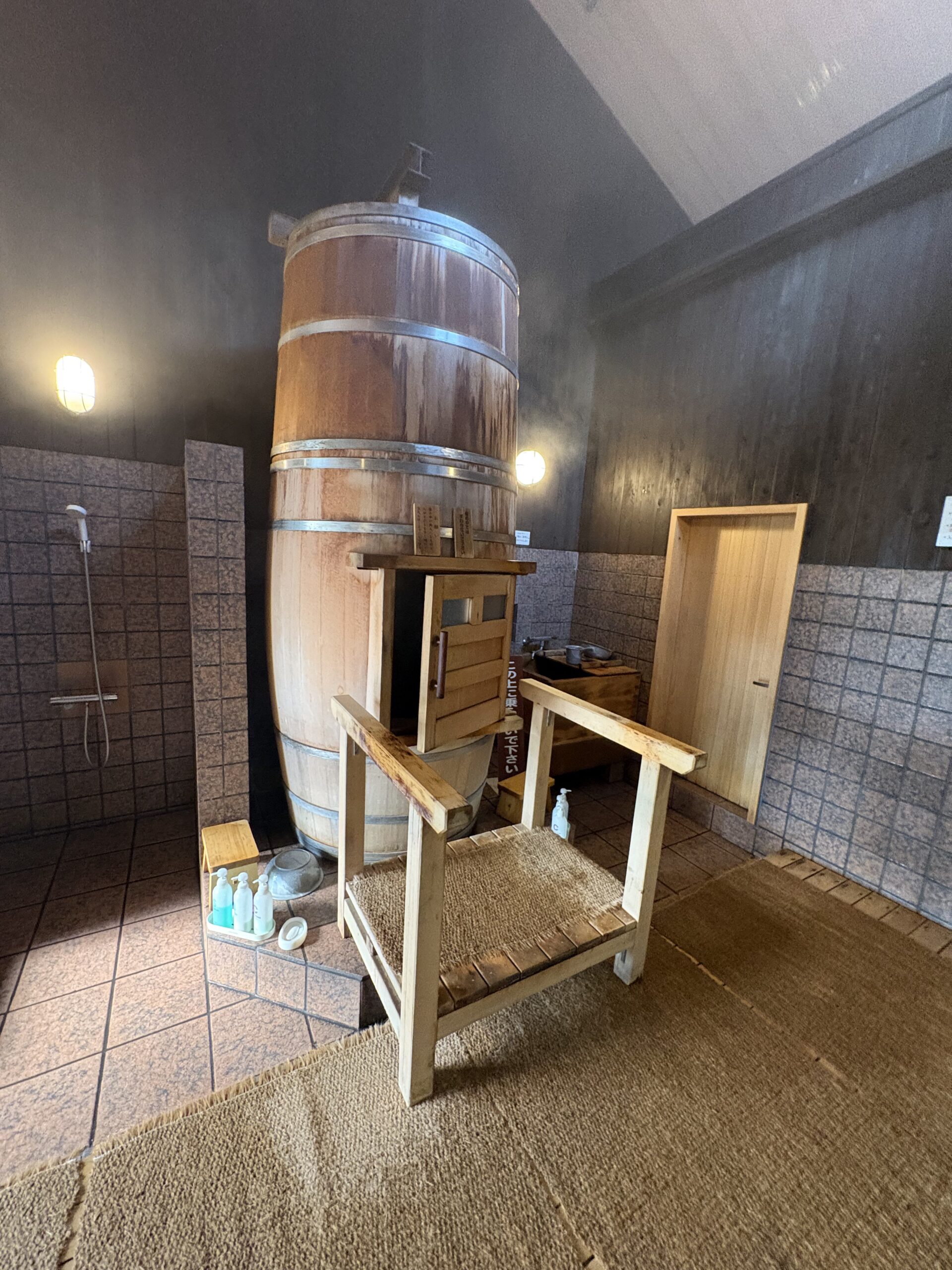 薬草樽蒸しの樽