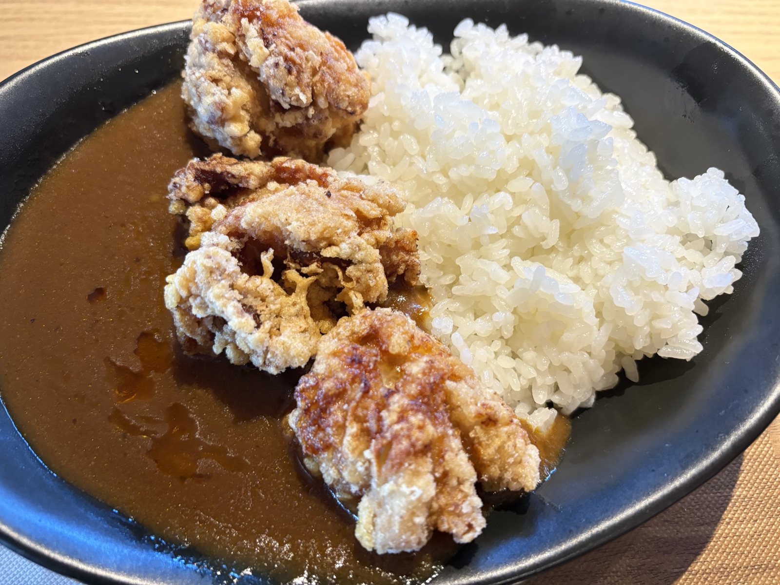 絶品から揚げカレー(1,280円)